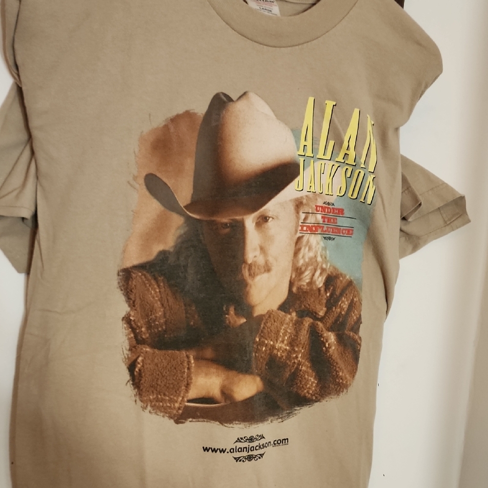 Vintage Alan Jackson 'Under the Influrnce' Graphic Tee size L